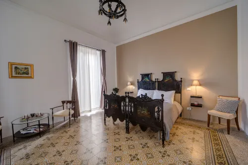 Liberty Suites - Bed and breakfast
