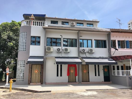 IBook8 Superior 1 Bedroom Gurney Suites  by IBook Homestay