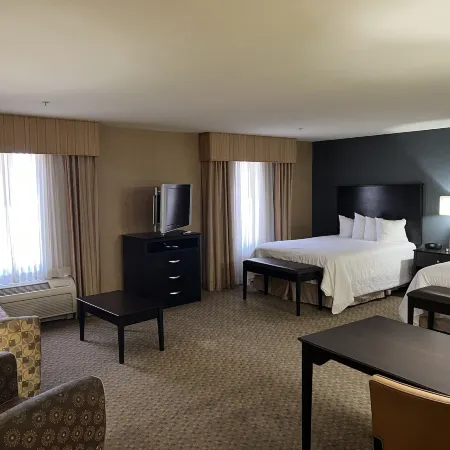 Hampton Inn & Suites Barstow