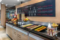 Ibis Iquique - breakfast