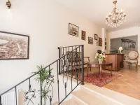 لو كوكايز Hotels near ميدان الحرية