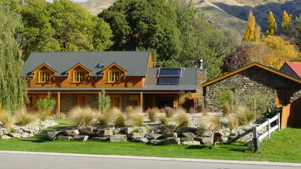 Wanaka Homestead Lodge & Cottages