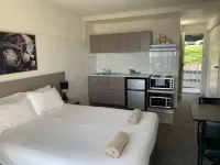 Adina Place Motel Apartments Hotels near Launceston Mall