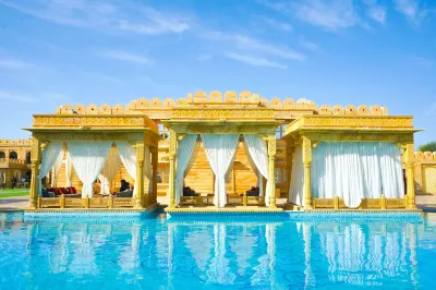 Fort Rajwada,Jaisalmer Hoteles cerca de Gadisar Lake