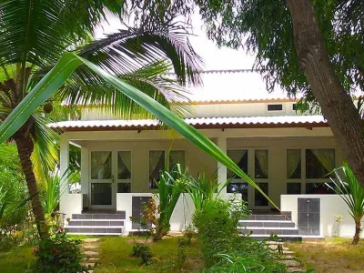 Hotel Village Vacances Awale Plage Отели в г. 