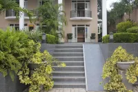 Grand 7 Hotel Thalawathugoda Hotels in Malabe