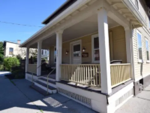 เดอะเนสต์ ฮัดสัน โรงแรมในฮัดสัน