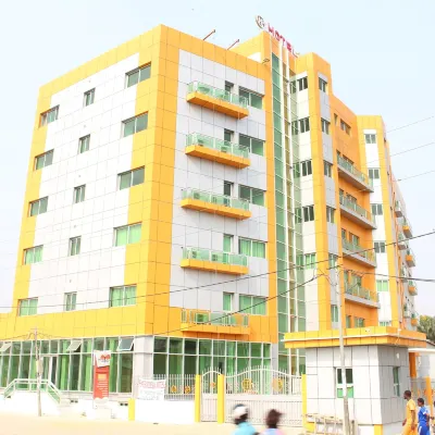Paradisia Hotel Hoteles cerca de Fidjrosse Beach