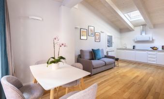 Residenza Palline by Hili