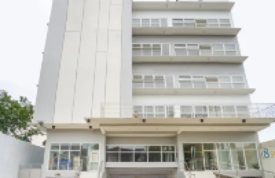 18 Suites Cebu Hotels near Tops