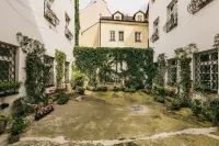 プラハ シエスタ アパートメンツ