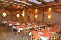 Bella Italia & Efa Village Hotels in Sappada