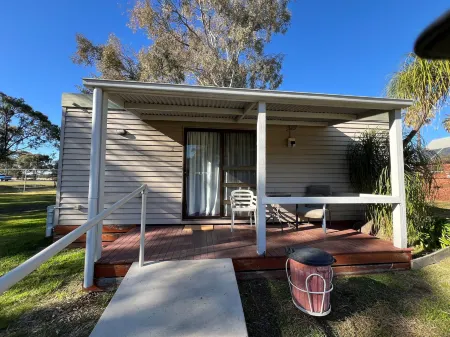 Deniliquin Pioneer Tourist Park