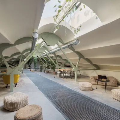 Ola Living Hostal Tetuan Hoteles cerca de Moncloa - Aravaca