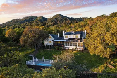 Chianti by AvantStay Stunning Secluded Ranch w Pickleball Court Barn