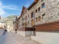 Stone Home in Benasque Near Scenic Lake Hotels in Benasque