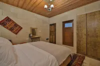 Asma Cave House Hotel dekat Dark Church