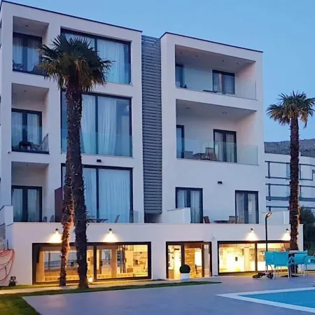 Beach Hotel Božikovina Отели в г. Podstrana