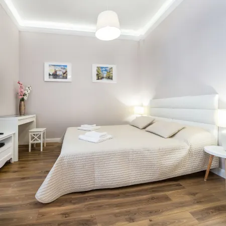 Krakow Central Apartments Отели рядом с достопримечательностью «Тчизыны»