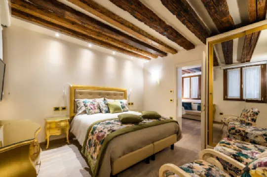 威尼斯城堡尼克公寓飯店 住宿飯店