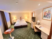 Landhotel Heimathenhof فنادق في Leidersbach