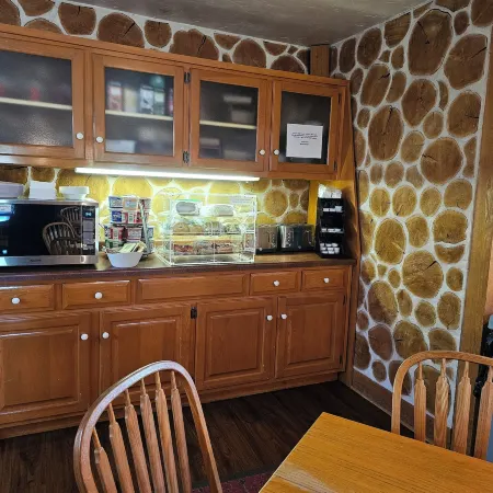 Settlement Inn & Lavender Spa