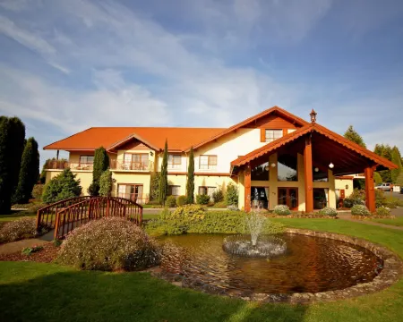 Tamar Valley Resort Grindelwald Hotels in Lanena