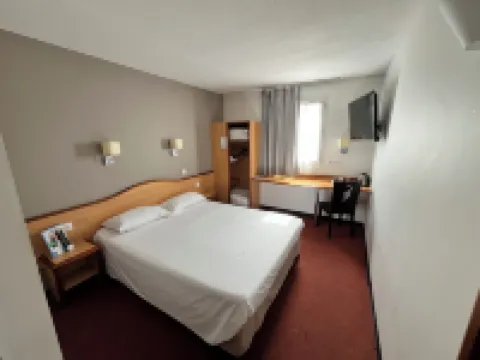 康福特蒙託邦英式酒店 蒙託邦酒店