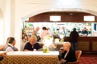 Devonshire Hotel - bar