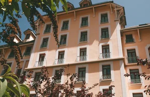 法國之地 - 錦綉公寓式酒店