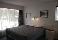 Queenspark Motel Hotels in der Nähe von Nichol's Garden & Pet Centre, & Cafe, Invercargill