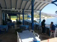 Nereides Seaside Apartments Hoteles en Samos