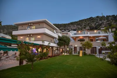 Iraklis Apartments Hotels in Stalida