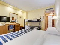 Best Western Hotel la Solara Hotels near Leonelli's Beach
