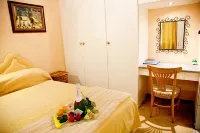 Lalapanzi Hotel & Conference Centre Hotels in Far North