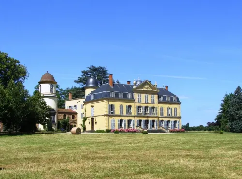 Le Château d'Ailly Hotels in Regny