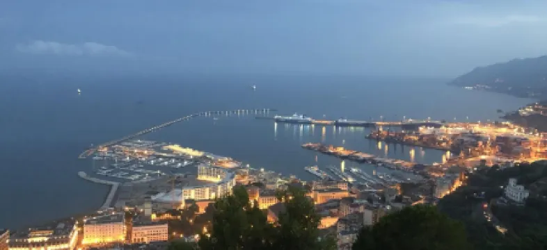 Donna Giulia, Luxury House