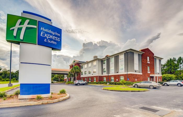 Holiday Inn Express & Suites FOLEY - N GULF SHORES by IHG