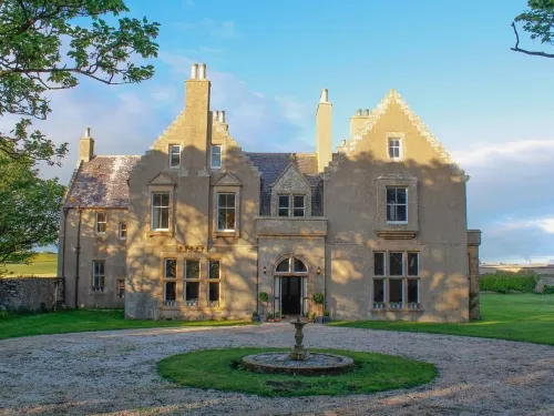 Graemeshall House - parking