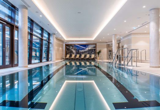 래디슨 블루 호텔 & 레지던스 자코파네