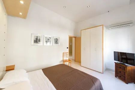 Residence Arco Antico Отели рядом с достопримечательностью «Piccolo Teatro dei Pupi»