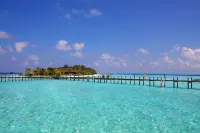 Komandoo Island Resort & Spa - Pool