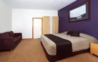 Willows Motel فنادق في غولبرن
