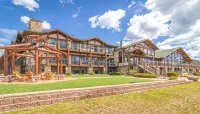 The Estes Park Resort Hotels near Riverwalk in Downtown Estes Park