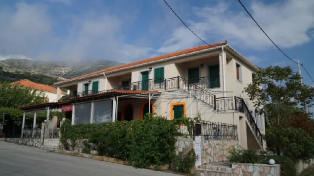 Studio Apartments a Breath Away from Myrtos by Prime