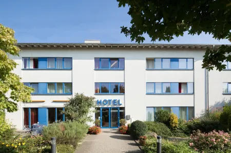 Bonprix Hotel Отели в г. Хюрт