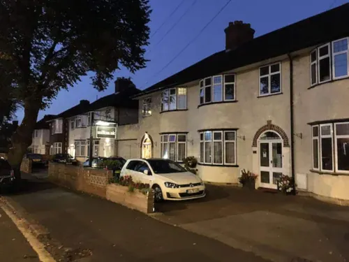 Milka's Hotels in Blackbird Leys