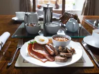 Pengelly Farmhouse B&B Hotels in Mitchell