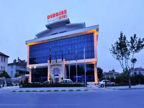 Demosan Hotel فنادق في كارامان