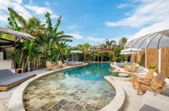 Gili Teak Beach Front Resort Hotel di Gili Trawangan